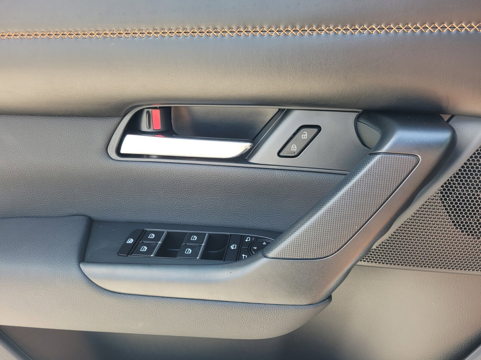 New 2025 MAZDA CX-50 2.5 Hybrid w/ Weather Package image 21