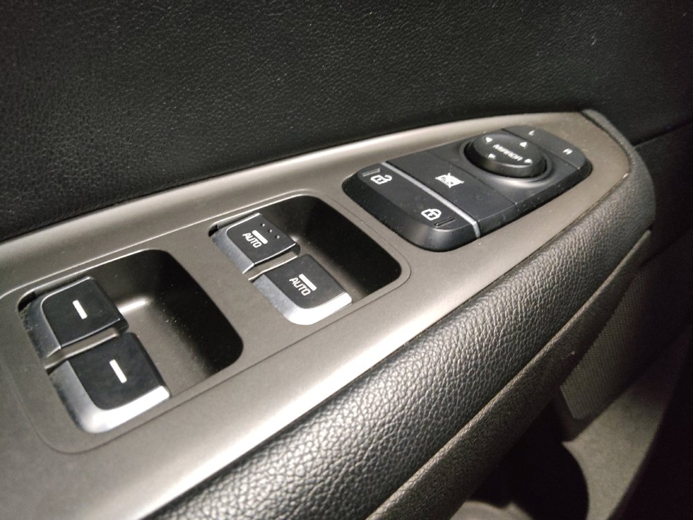 Used 2019 Kia Optima S FWD image 27