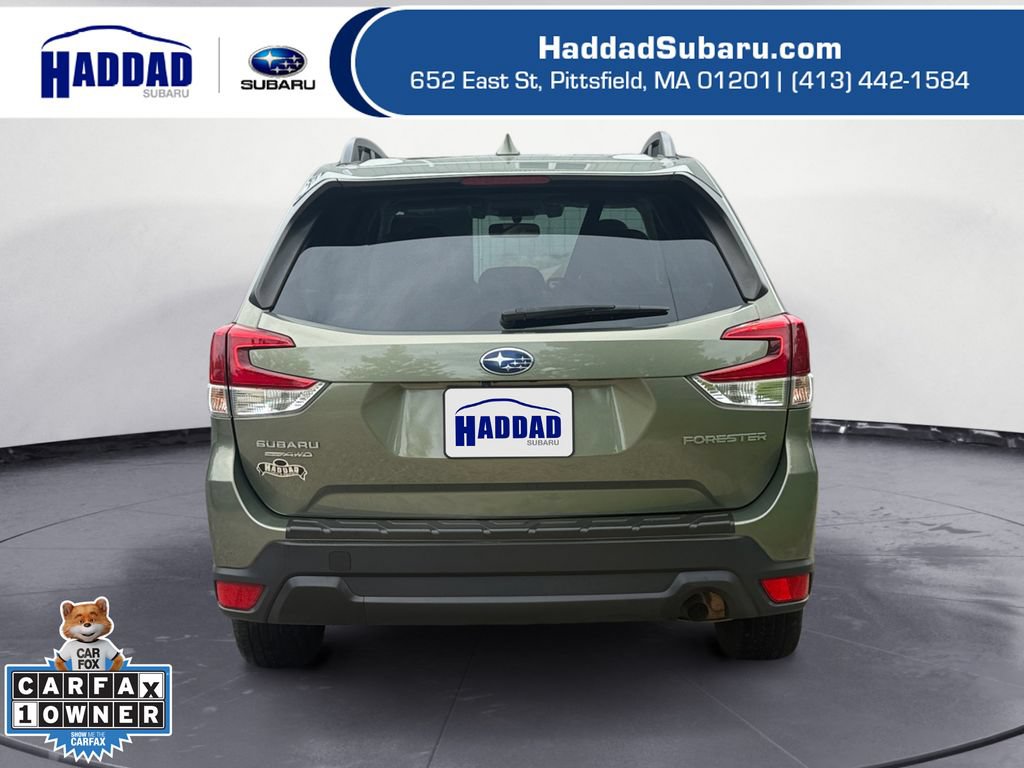 Used 2021 Subaru Forester Premium AWD/4WD image 4