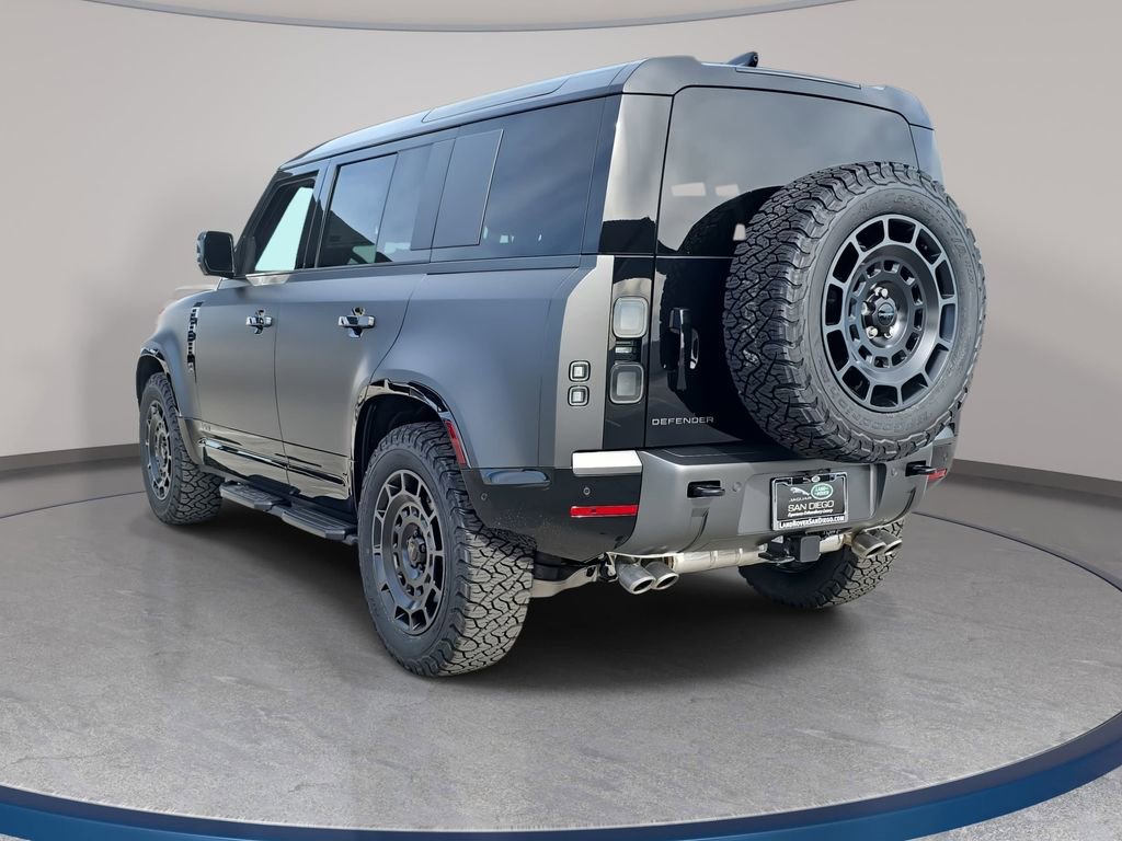 New 2026 Land Rover Defender 110 V8 image 7