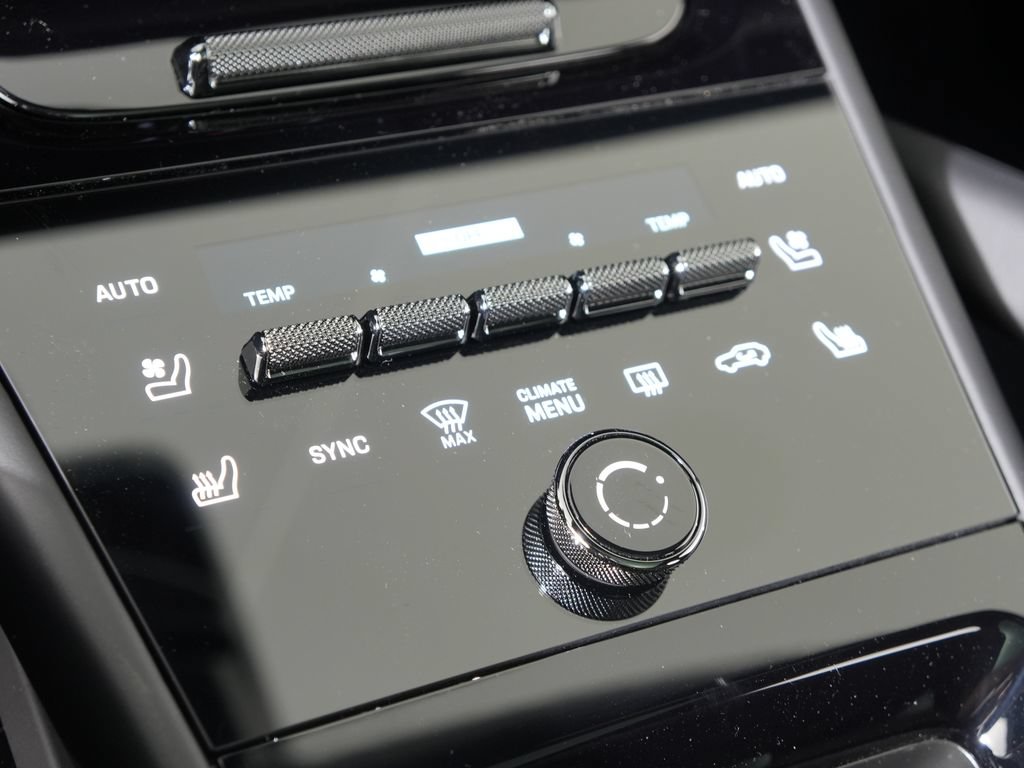New 2026 Porsche Cayenne GTS AWD/4WD image 33