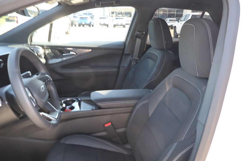 New 2026 Chevrolet Blazer EV LT w/ Midnight/Sport Edition FWD image 18