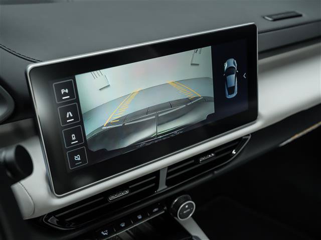 Used 2025 Lotus Emira RWD image 25