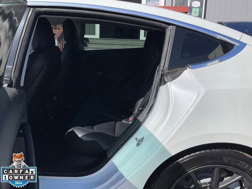 Used 2018 Tesla Model 3 Long Range image 24