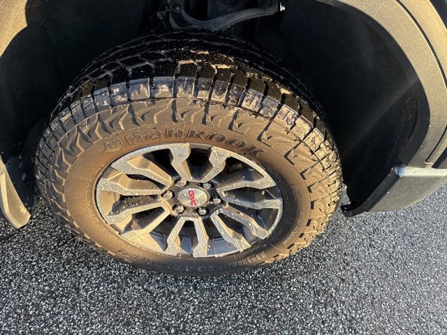 Used 2021 GMC Sierra 1500 AT4 image 9