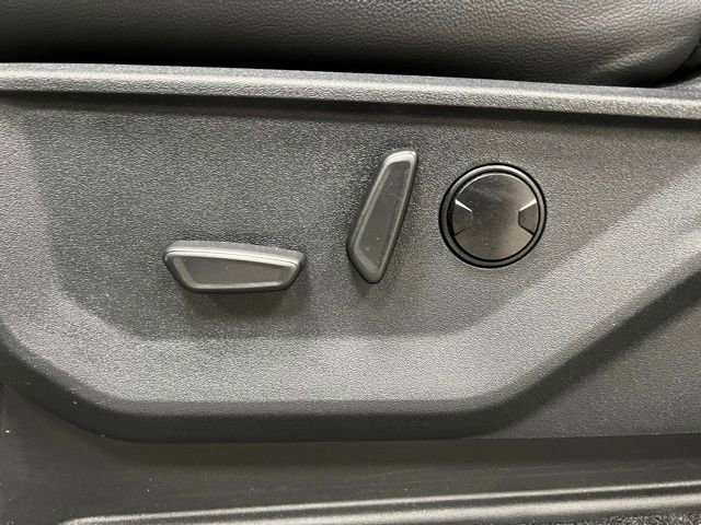 Used 2025 Ford F150 Lariat image 21