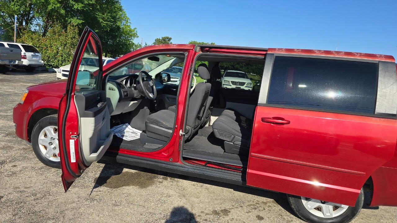 Used 2009 Dodge Grand Caravan SE w/ Climate Group FWD image 8