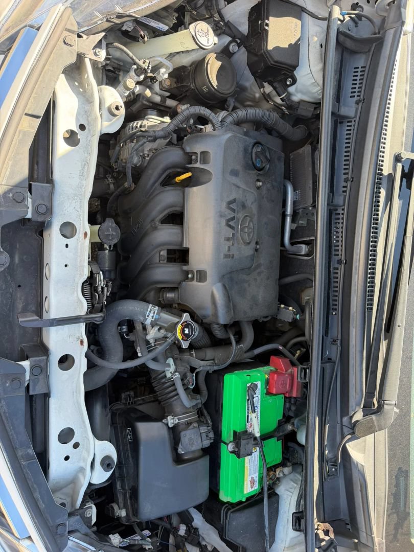 Used 2015 Toyota Yaris LE FWD image 32