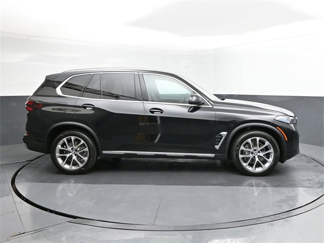 New 2024 BMW X5 xDrive40i w/ Premium Package image 26