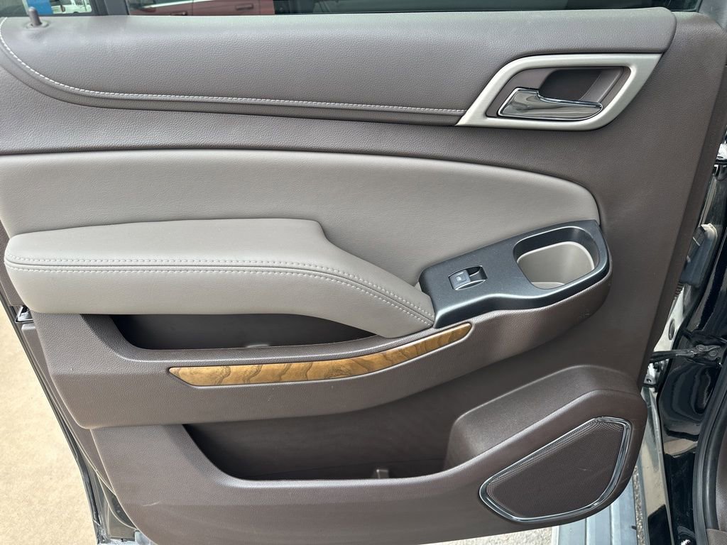 Used 2020 GMC Yukon XL Denali w/ Denali Premium Package image 25