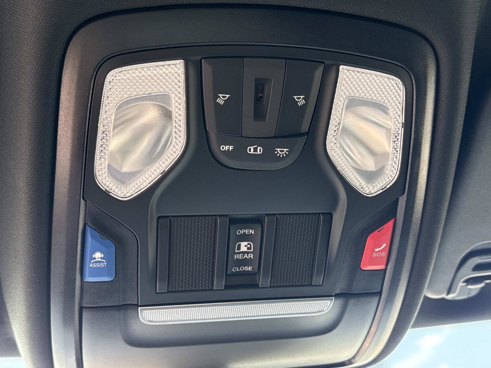 New 2026 RAM 1500 Tradesman AWD/4WD image 30