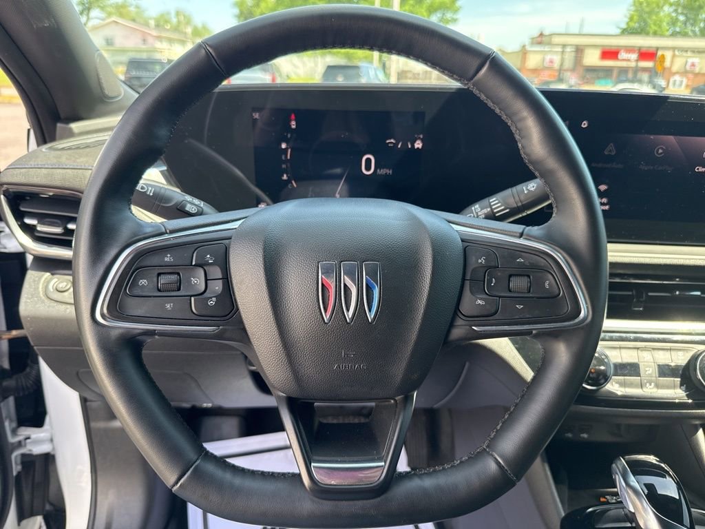Used 2024 Buick Envista Sport Touring w/ Convenience I Package FWD image 24