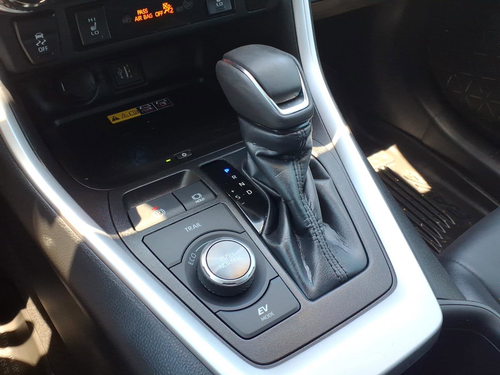 Certified 2023 Toyota RAV4 XSE AWD/4WD image 19