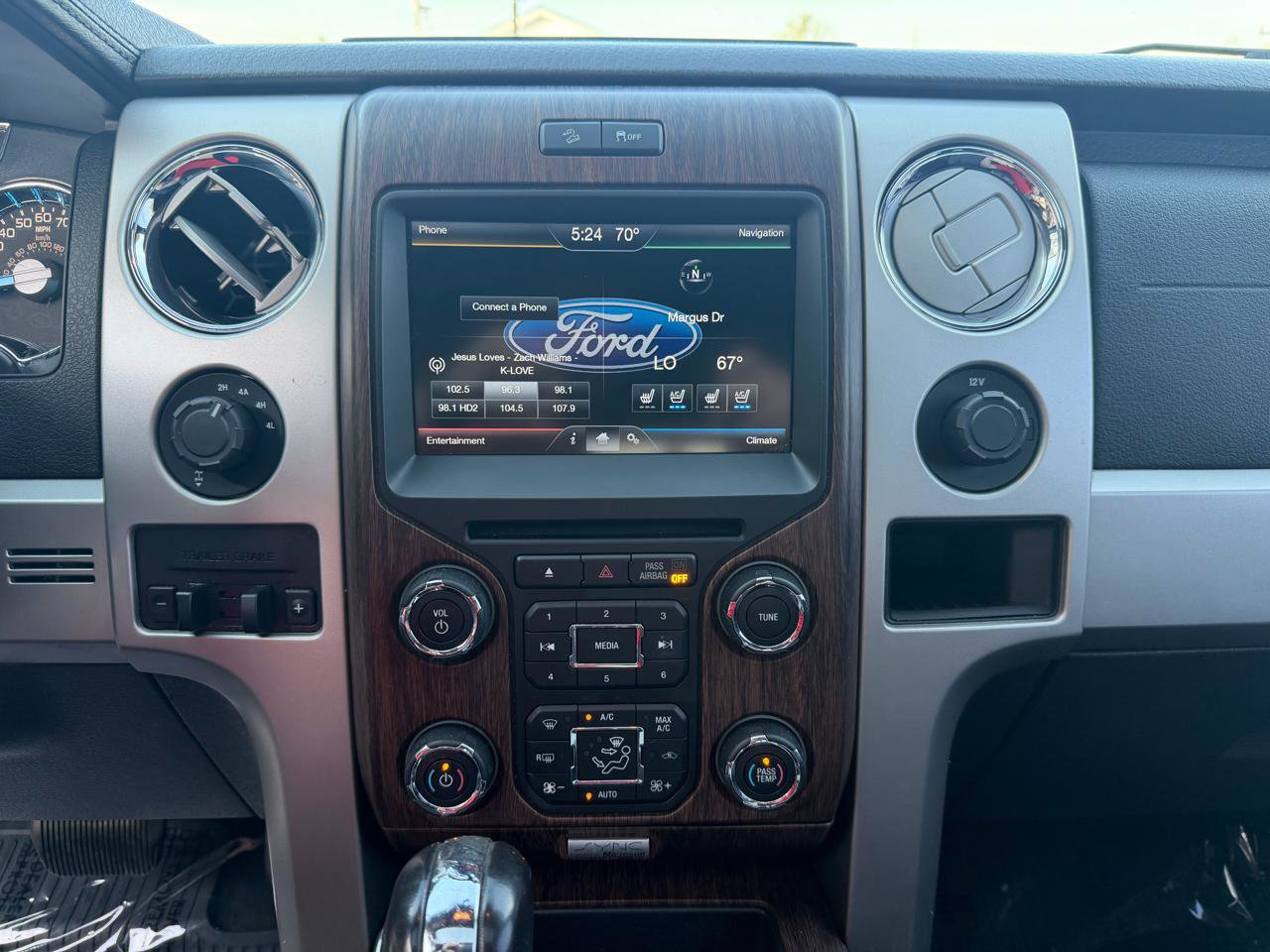 Used 2014 Ford F150 Lariat w/ Equipment Group 502A Luxury AWD/4WD image 27
