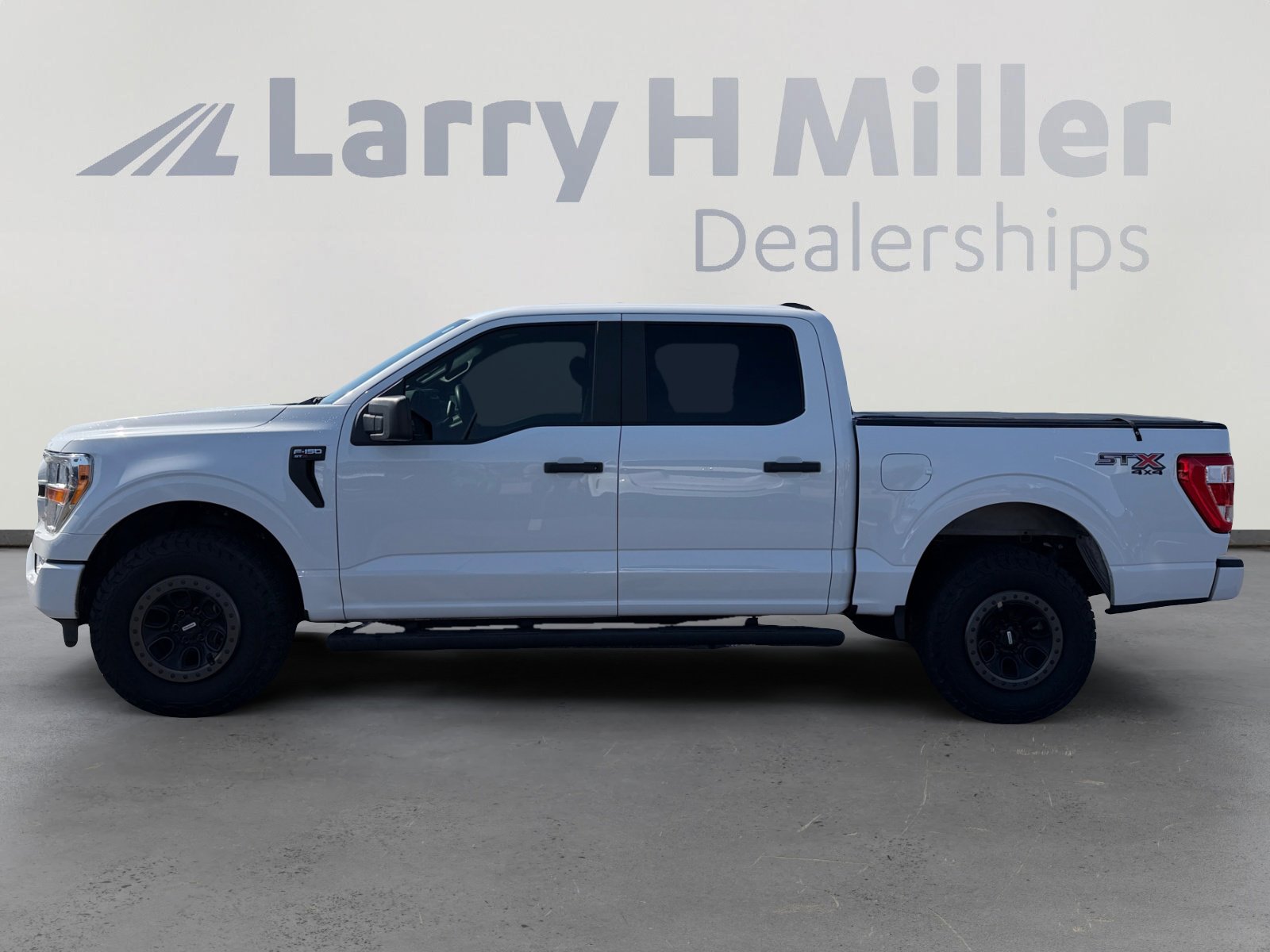 Used 2021 Ford F150 XL w/ STX Appearance Package image 2