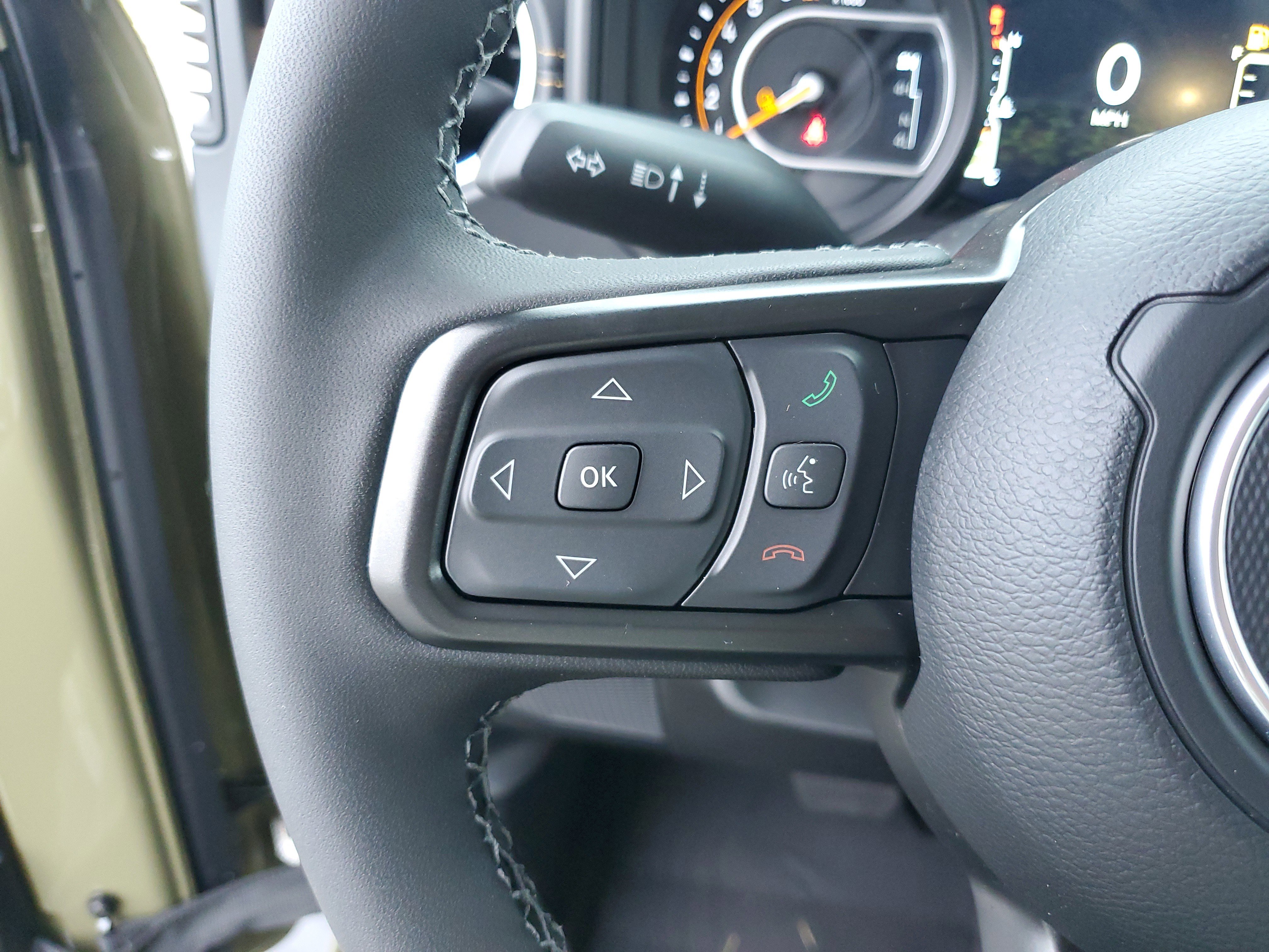 New 2025 Jeep Gladiator Sport image 22