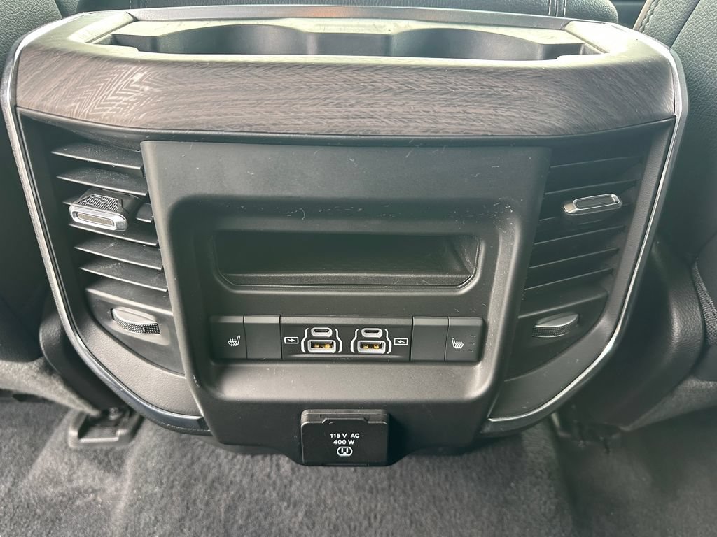 Used 2026 RAM 1500 Laramie AWD/4WD image 12