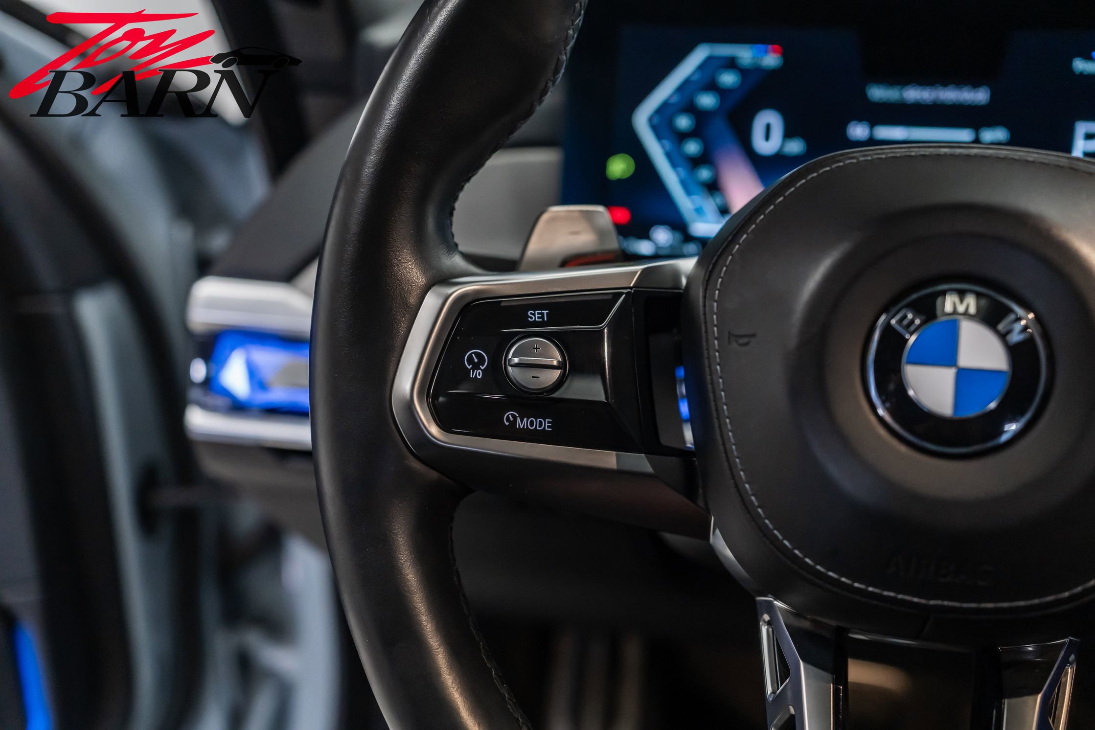 Used 2023 BMW 760i xDrive image 34