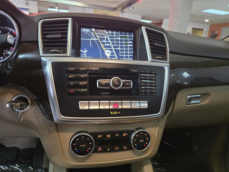 Used 2015 Mercedes-Benz ML 350 2WD w/ Premium 1 Package image 28