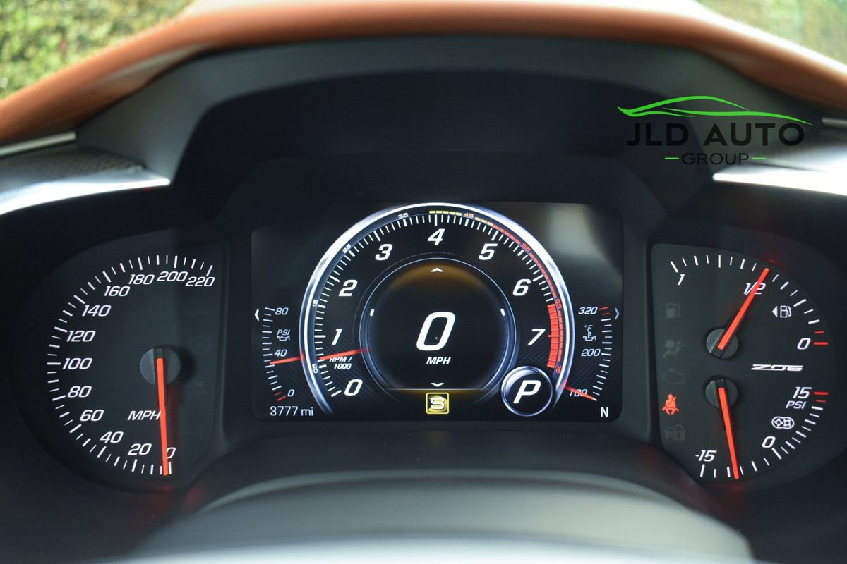 Used 2017 Chevrolet Corvette Z06 RWD image 12