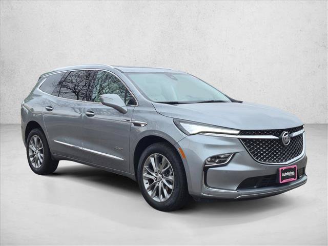 Used 2023 Buick Enclave Avenir w/ Avenir Technology Package AWD/4WD image 3