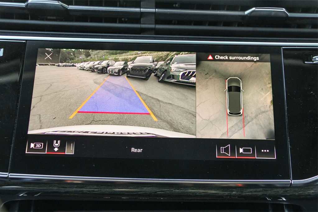 Used 2022 Audi Q7 Premium Plus w/ Premium Plus Package image 21