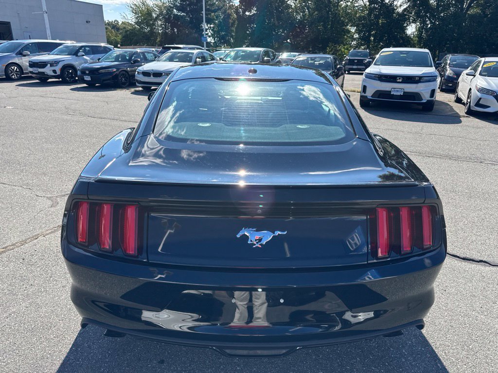 Used 2016 Ford Mustang Premium RWD image 6