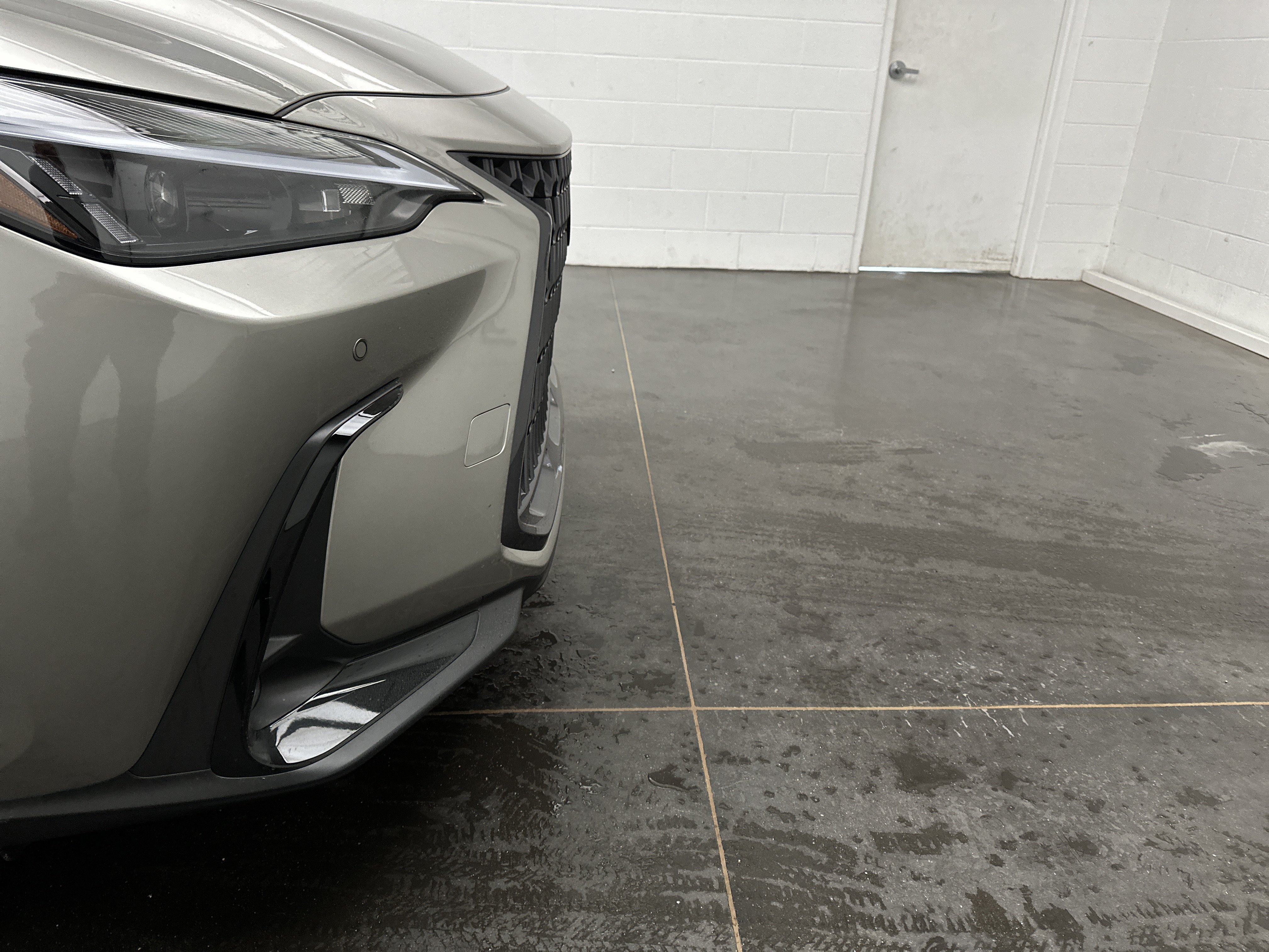 Used 2023 Lexus NX 350 AWD image 2