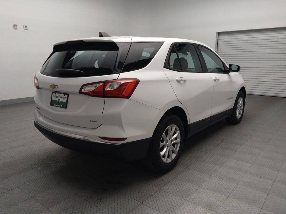 Used 2018 Chevrolet Equinox LS image 9