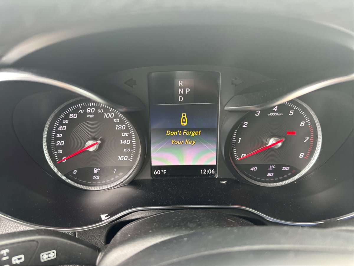 Used 2017 Mercedes-Benz GLC 300 4MATIC w/ Premium 1 Package image 16