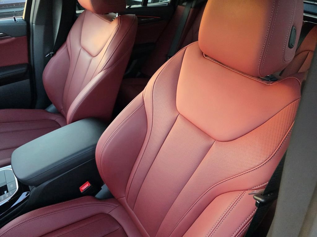 Used 2024 BMW X3 M40i image 11