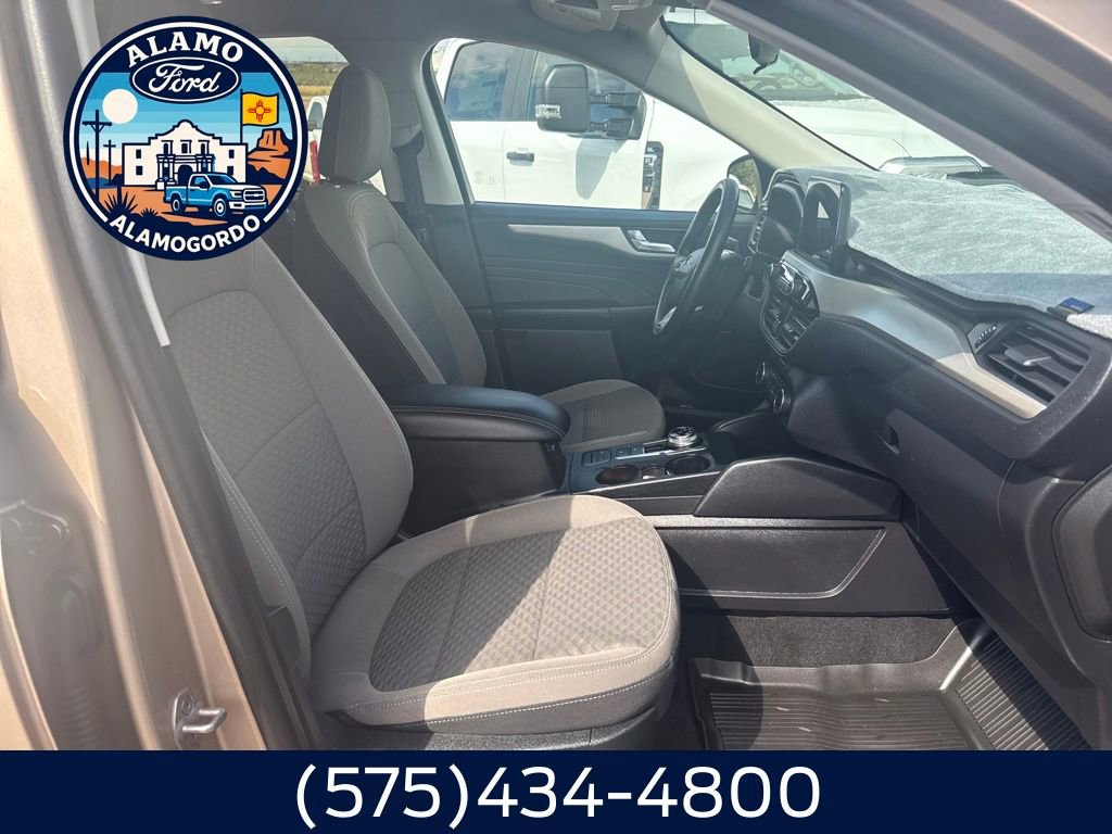 Used 2021 Ford Escape SE w/ Convenience Package image 19