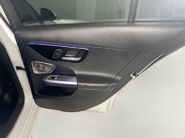 Used 2022 Mercedes-Benz C 300 Sedan w/ Exclusive Trim Package image 27