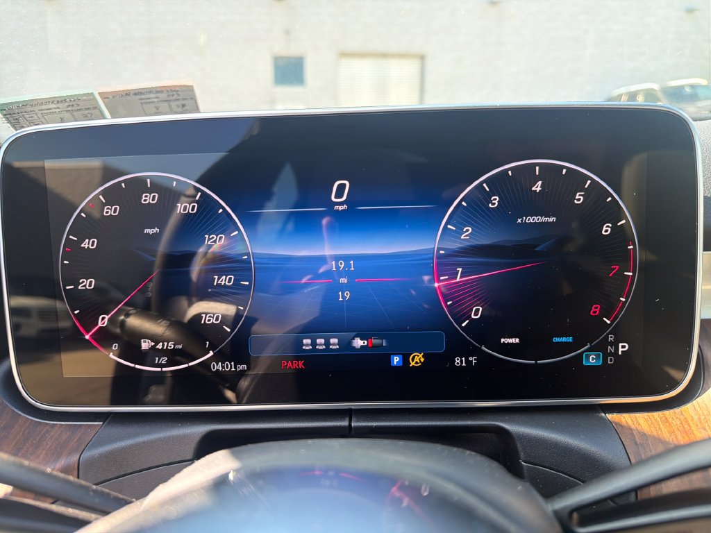 New 2026 Mercedes-Benz C 300 4MATIC Sedan image 18