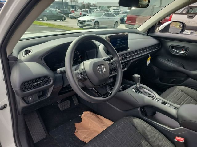 New 2026 Honda HR-V LX image 18