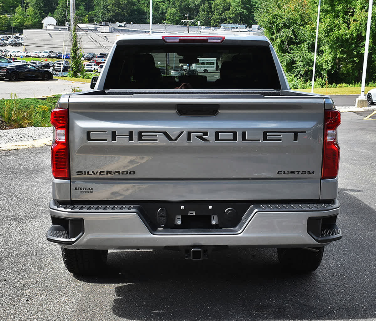 New 2026 Chevrolet Silverado 1500 Custom w/ Turbomax Blackout Package AWD/4WD image 7
