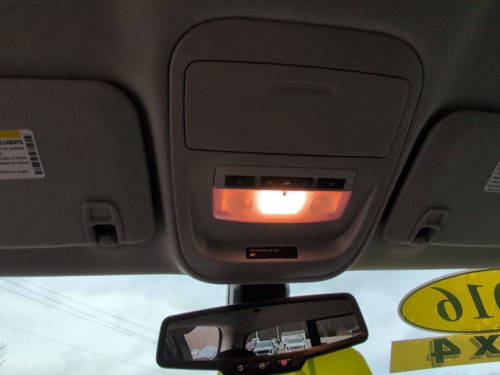 Used 2016 GMC Canyon SLE w/ SLE Convenience Package image 22