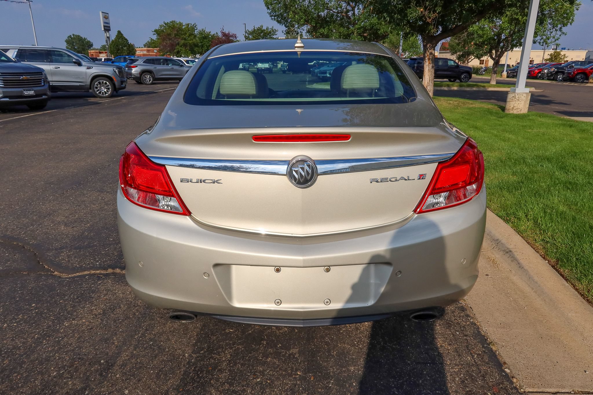 Used 2013 Buick Regal Premium FWD image 10