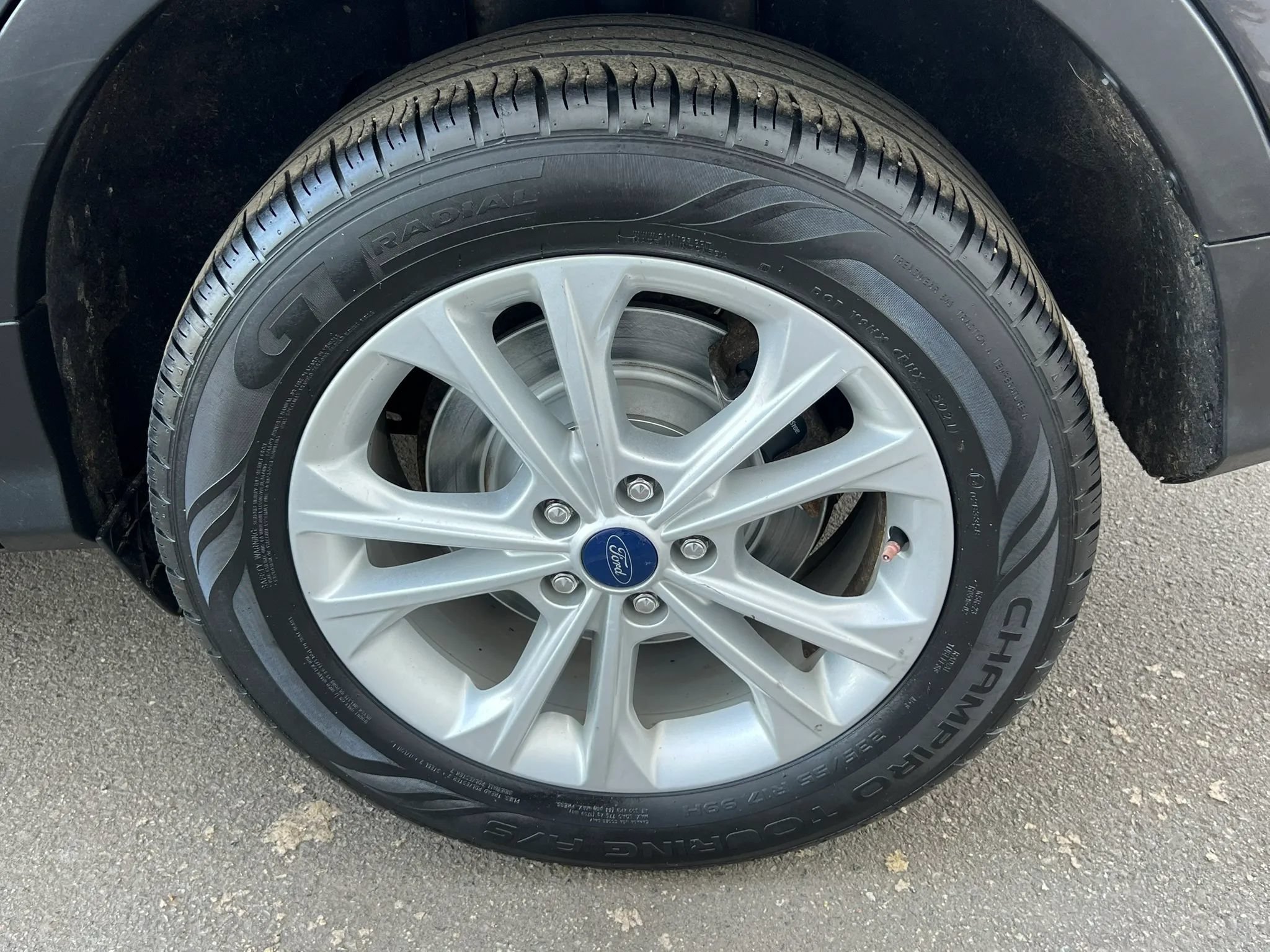 Used 2018 Ford Escape SE FWD image 11