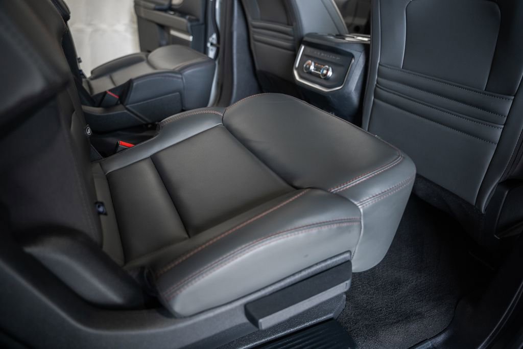 Used 2025 Ford Expedition Max Active image 39