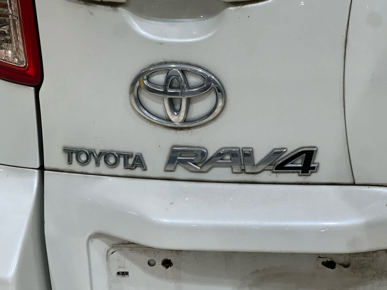 Used 2008 Toyota RAV4 Limited AWD/4WD image 8