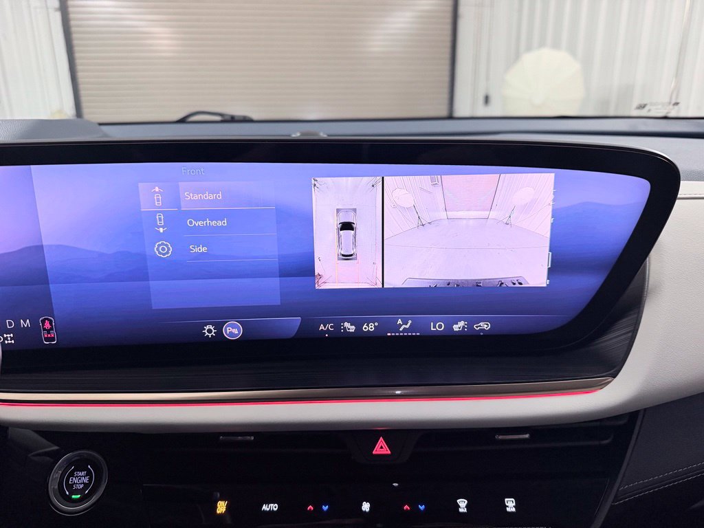 Used 2024 Buick Envision Avenir AWD/4WD image 18