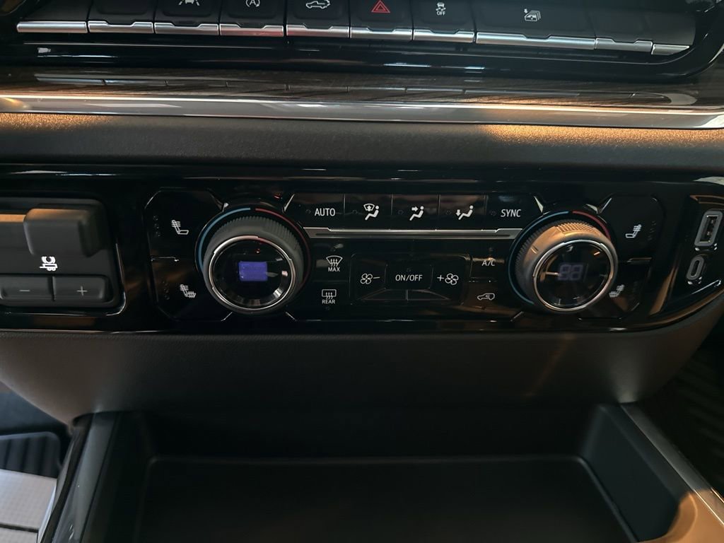 Used 2023 Chevrolet Silverado 1500 RST w/ Convenience Package II image 18