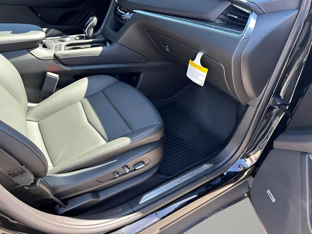 New 2026 Cadillac XT5 Sportv w/ LPO, Onyx Lite Package AWD/4WD image 17