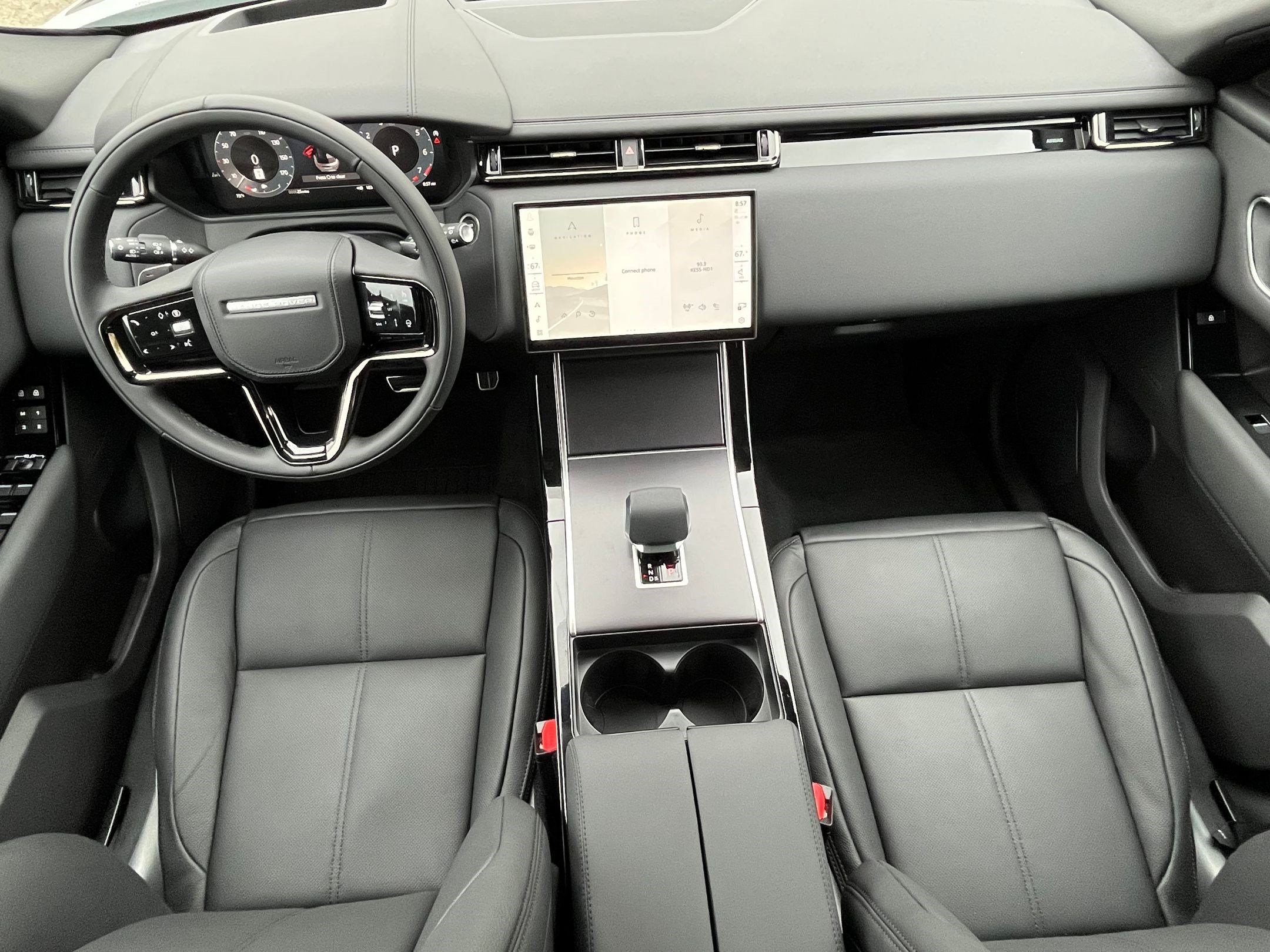 Used 2026 Land Rover Range Rover Velar Dynamic SE AWD/4WD image 14