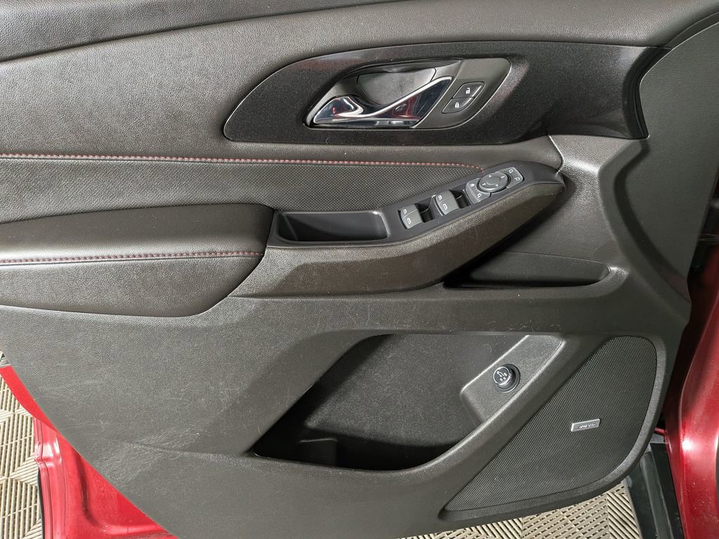 Certified 2022 Chevrolet Traverse RS w/ LPO, Floor Liner Package image 17