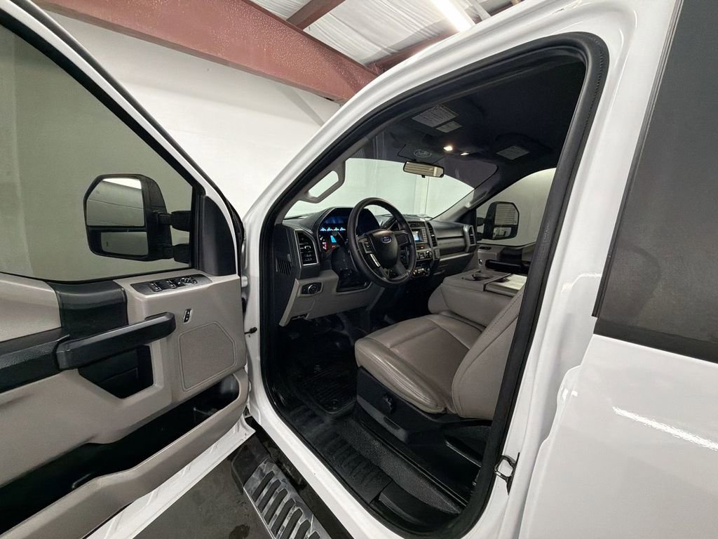 Used 2018 Ford F250 XL w/ STX Appearance Package AWD/4WD image 10
