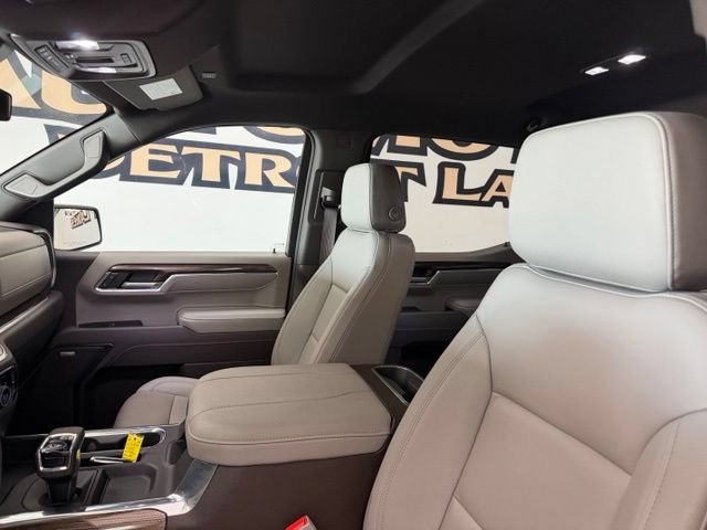 Used 2026 Chevrolet Silverado 1500 RST w/ Convenience Package II AWD/4WD image 13