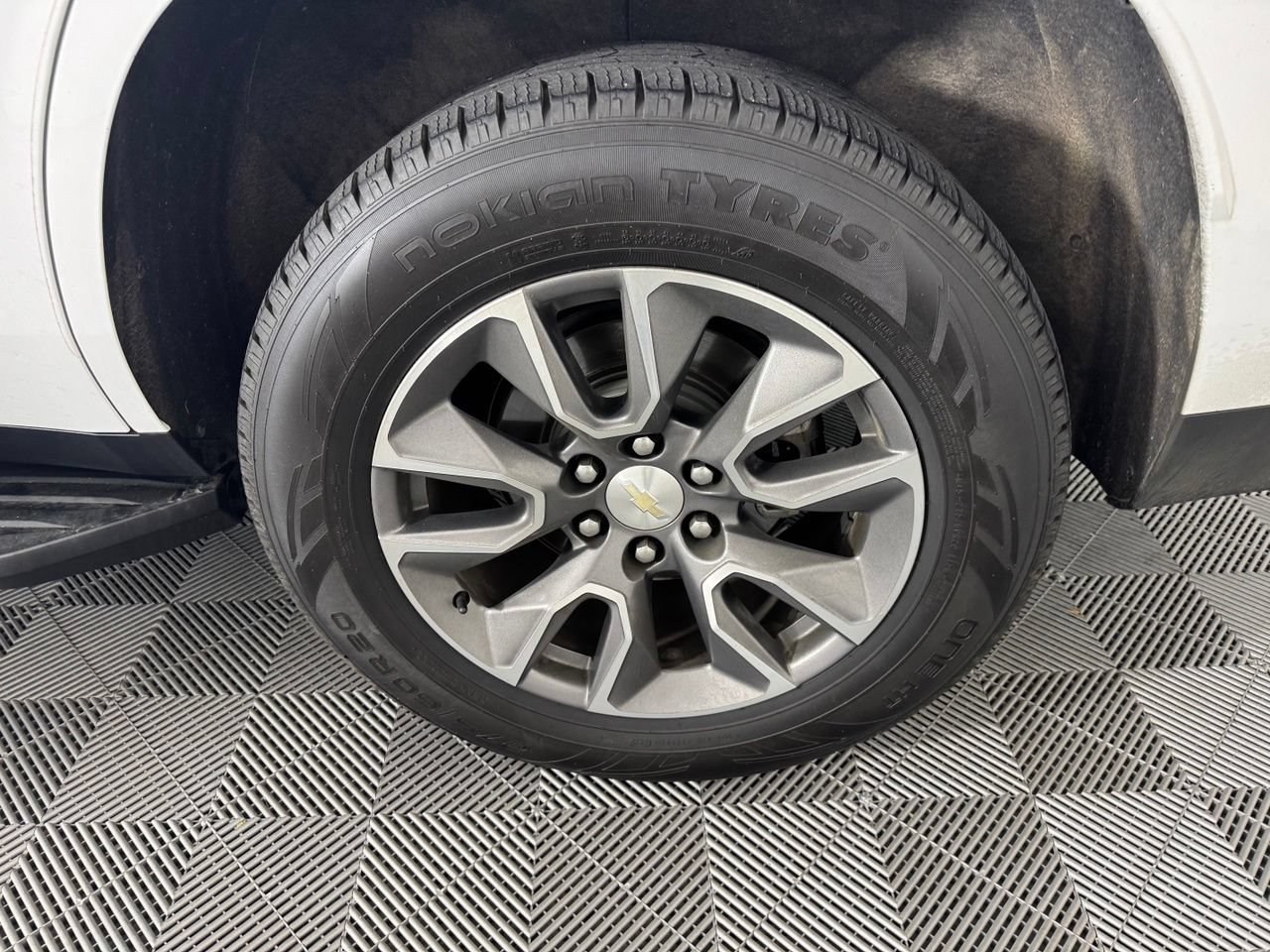 Used 2023 Chevrolet Tahoe LS w/ Driver Alert Package RWD image 14