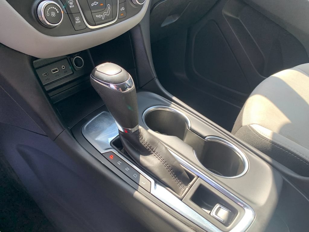 Used 2021 Chevrolet Equinox LT FWD image 25